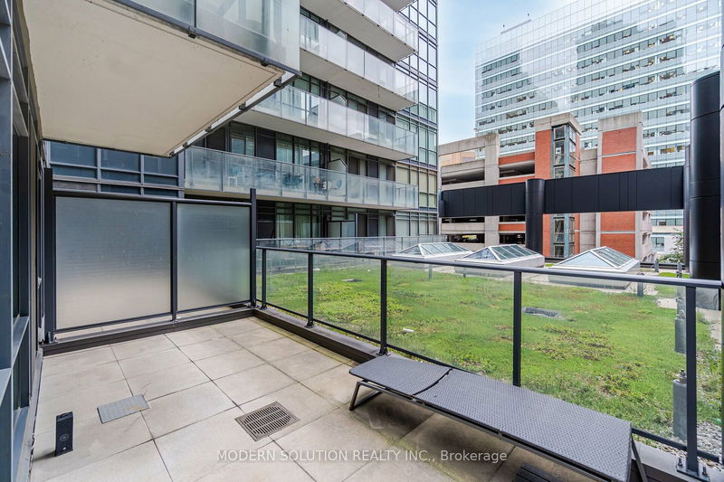  302 - 770 Bay St  Toronto, M5G 0A6 | Image 30