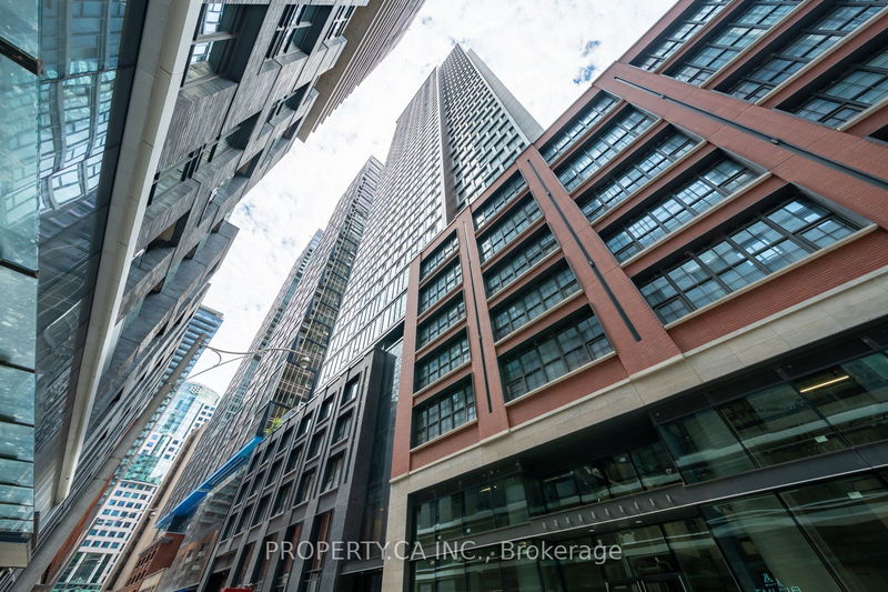 home for lease on 4511-55 Mercer Street