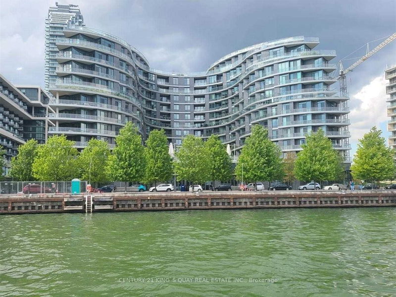 home for lease on 807-1 Edgewater Drive
