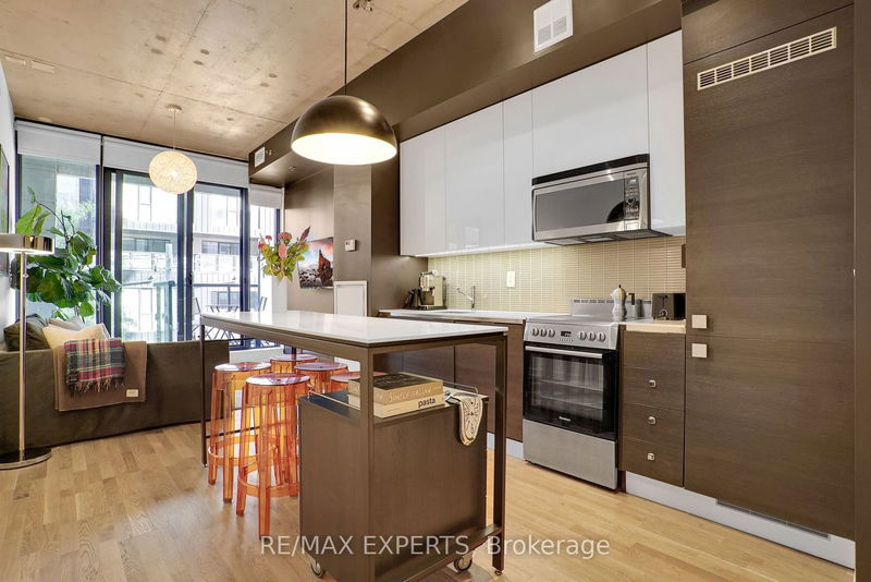 home for sale on 219-8 Dovercourt Road