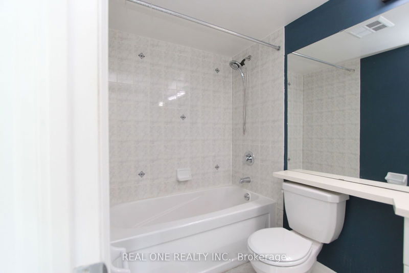  1109 - 188 Doris Ave  Toronto, M2N 6Z5 | Image 11