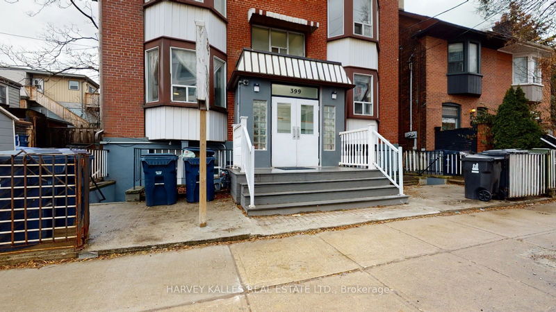 home for lease on 305-399 Dupont Street