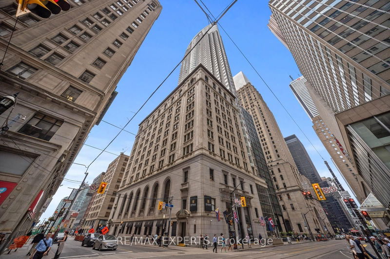 home for lease on 2309-1 King Street S