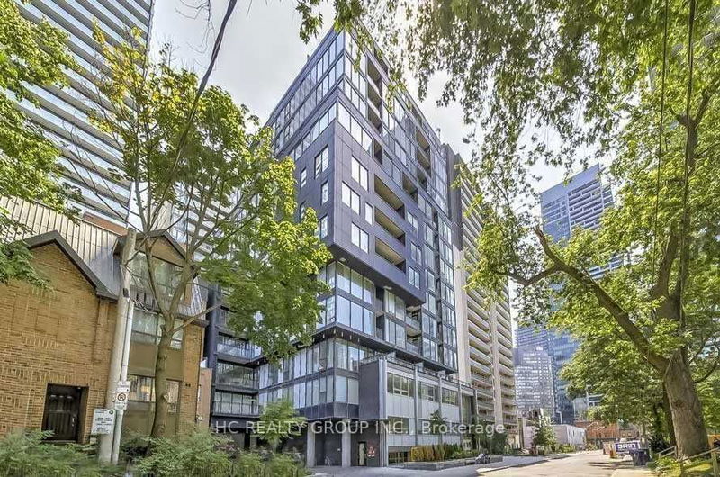 home for lease on 902-17 Dundonald Street