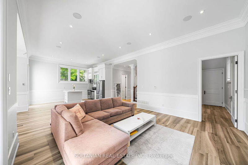 111 Codsell Ave  Toronto, M3H 3W2 | Image 32