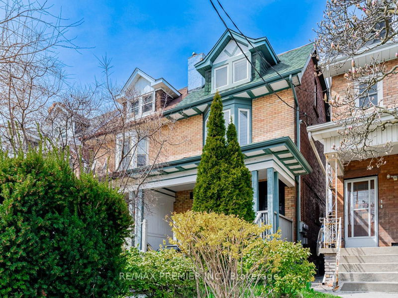 10 St Annes Rd  Toronto, M6J 2C1 | Image 2