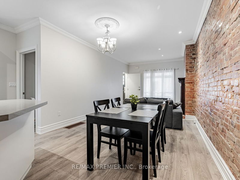 10 St Annes Rd  Toronto, M6J 2C1 | Image 7