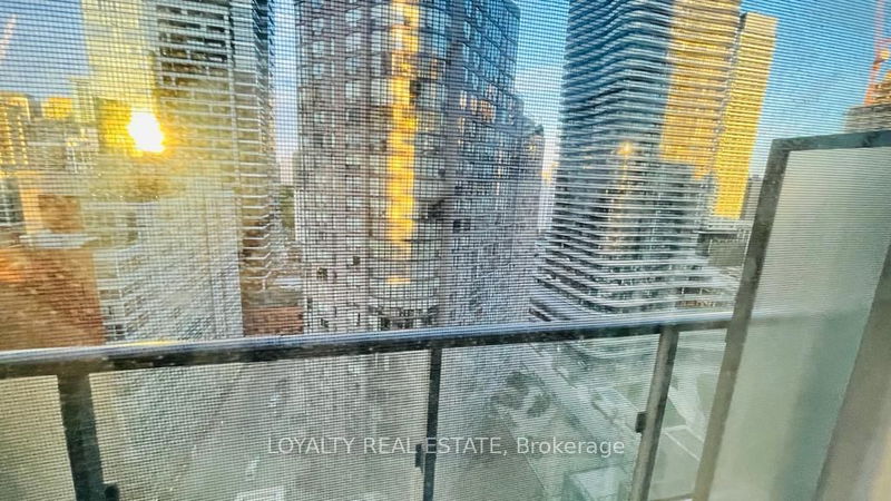 home for sale on 1818-955 Bay Street