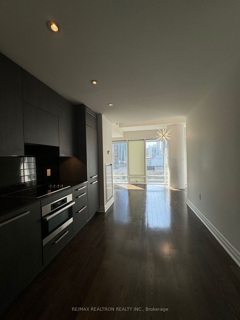  1006 - 8 The Esplanade Ave  Toronto, M5E 0A6 | Image 10