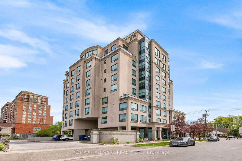 home for sale on 208-1 Hycrest Avenue