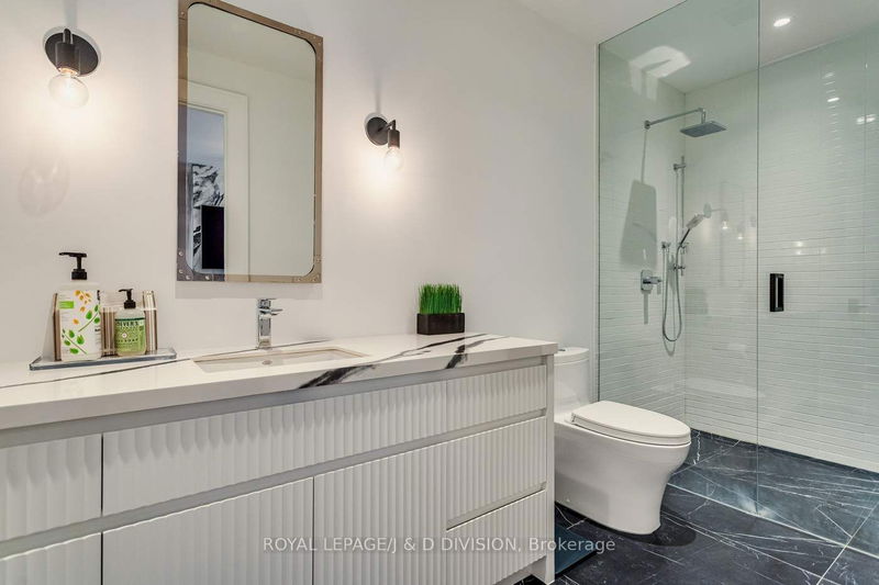 62 Maple Ave  Toronto, M4W 2T7 | Image 24