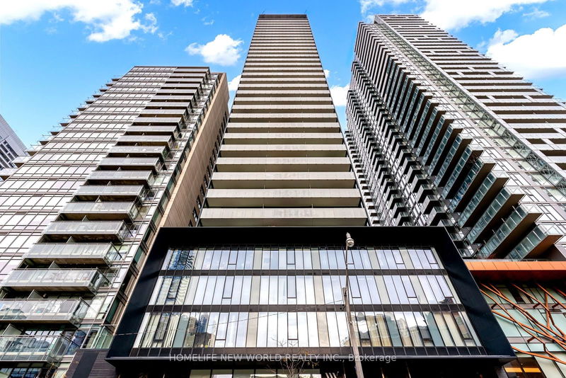 home for lease on 908-28 Wellesley Street E