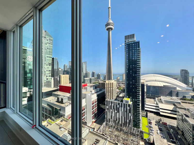 home for lease on 2708-15 Mercer Street