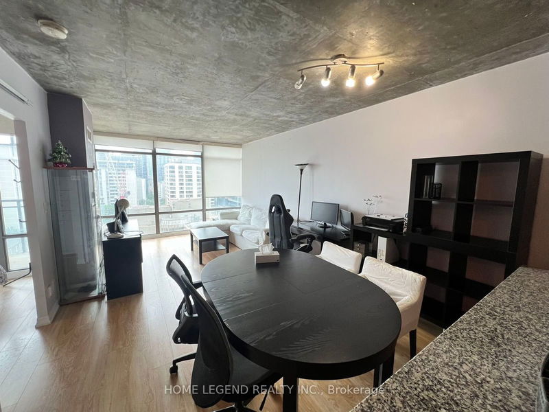 home for lease on 1302-22 Wellesley Street E