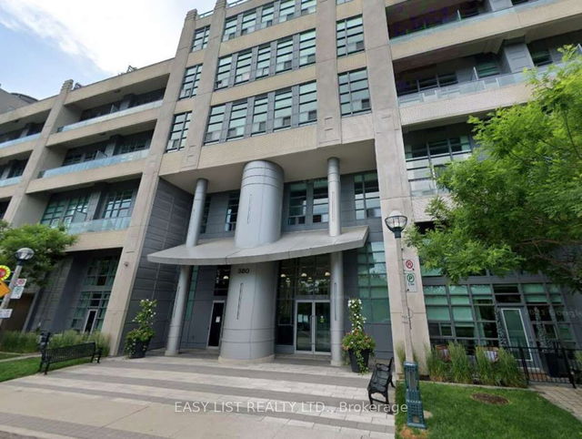 432 - 380 Macpherson Avenue