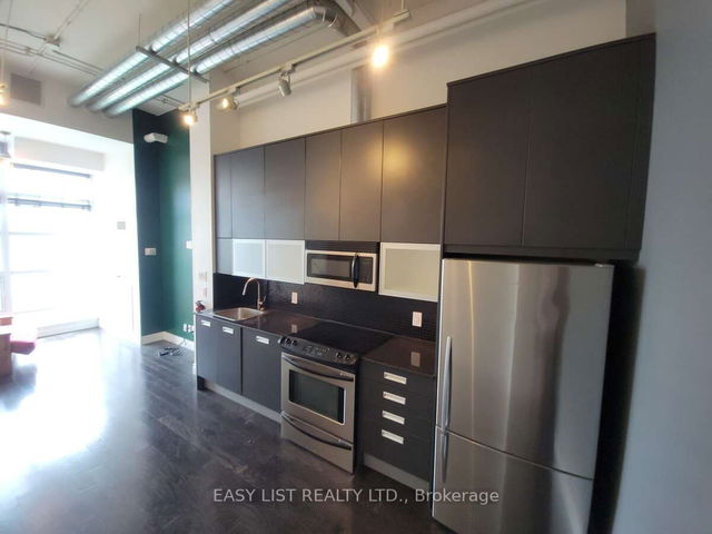 432 - 380 Macpherson Avenue