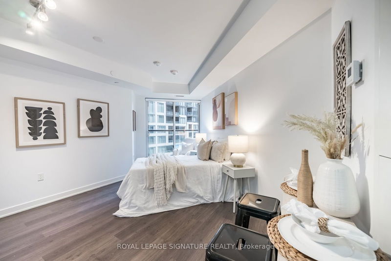 home for lease on 616E-576 Front Street W