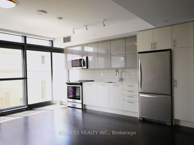 home for lease on 608-403 Church Street