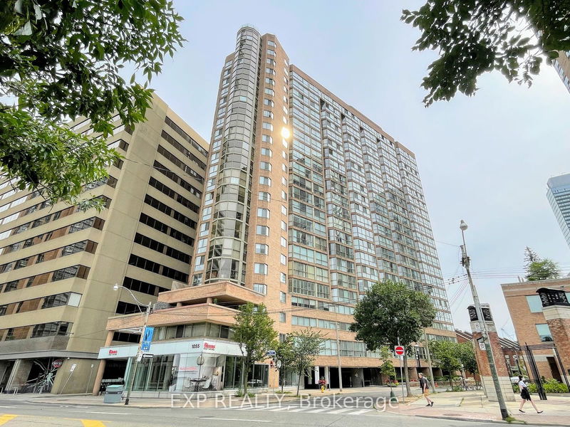 home for lease on 1802-1055 Bay Street