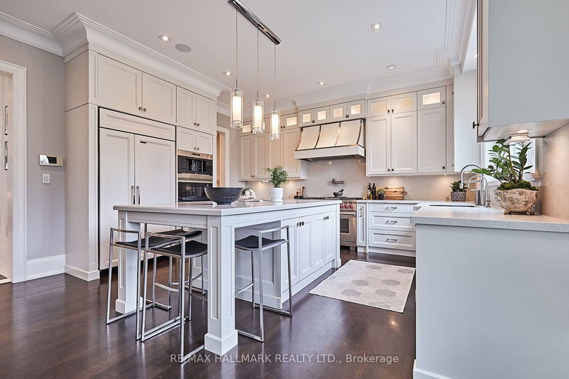 75 Lorraine Dr  Toronto, M2N 2E3 | Image 7