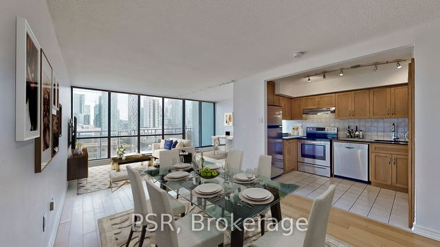 16F - 86 Gerrard Street