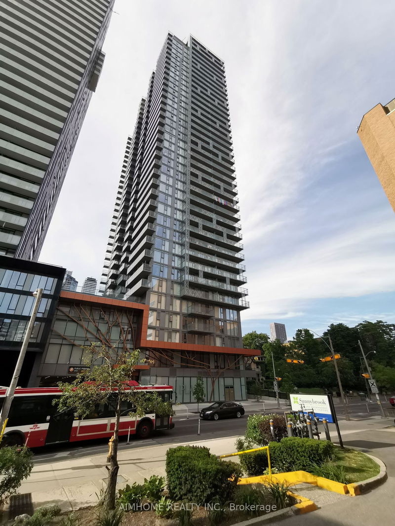 home for lease on 1707-50 Wellesley Street E