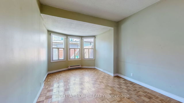 Main - 66 Gladstone Avenue