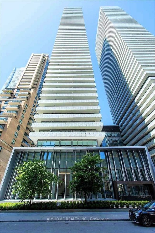 home for lease on 5103-42 Charles Street E