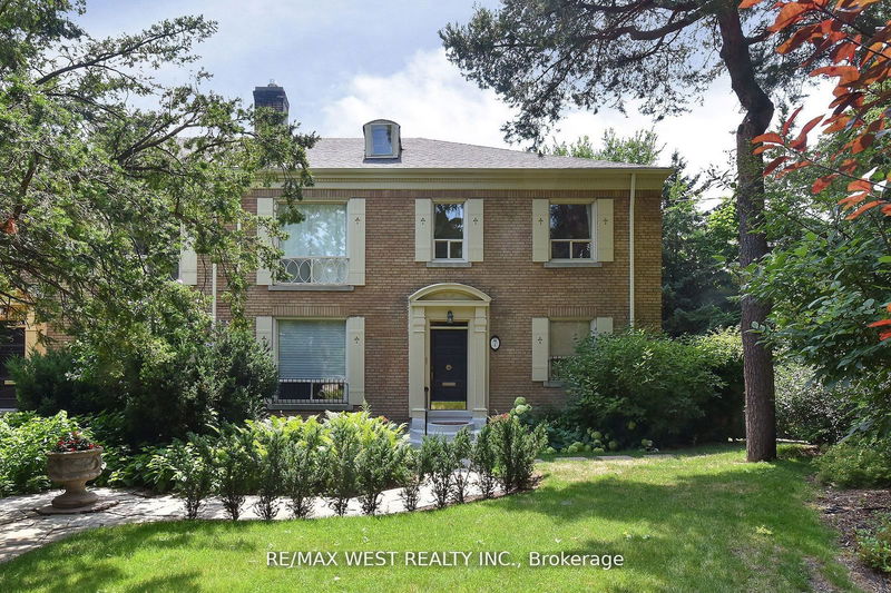 home for lease on 2nd Flr-7 Otter Crescent