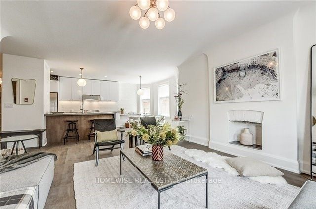 home for lease on 3B-795 College Street