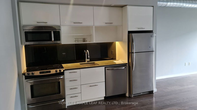 home for lease on 613-32 Trolley Crescent