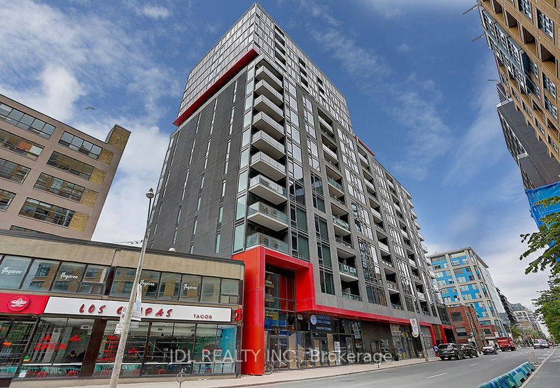 home for lease on 901-435 Richmond Street W