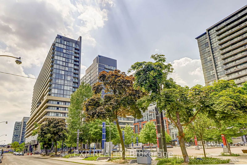 home for lease on 1012-36 Lisgar Street