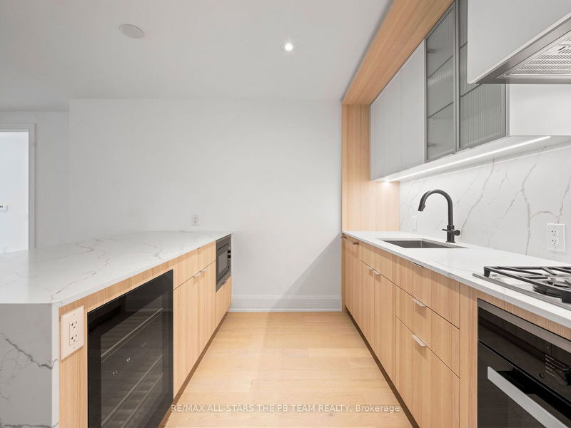  201 - 355 Bedford Park Ave  Toronto, M5M 0A5 | Image 18