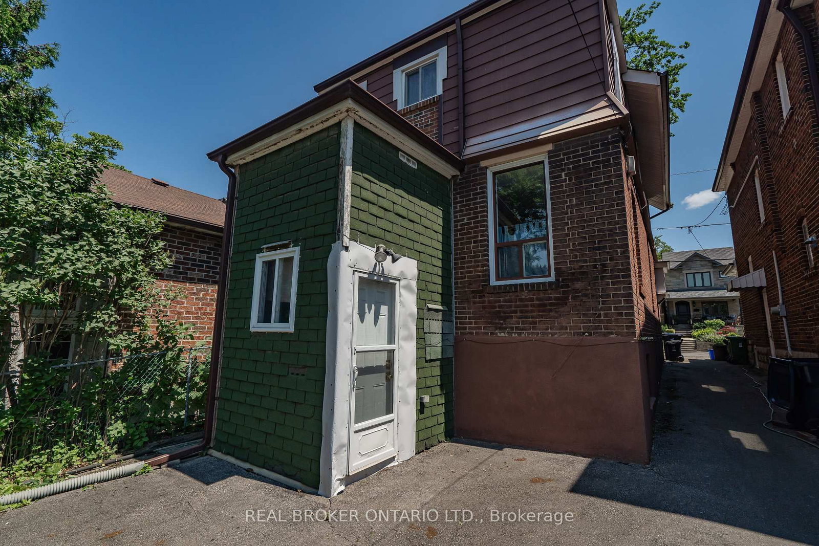 Listing Image 7
