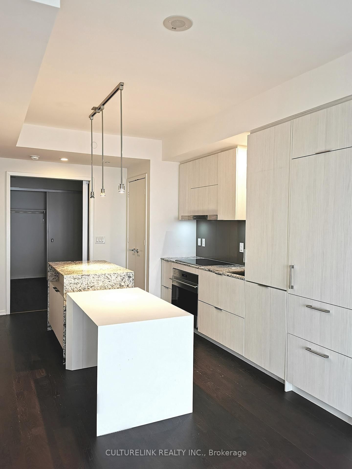 1 Bloor Street E, Unit 5508 - Photo 2