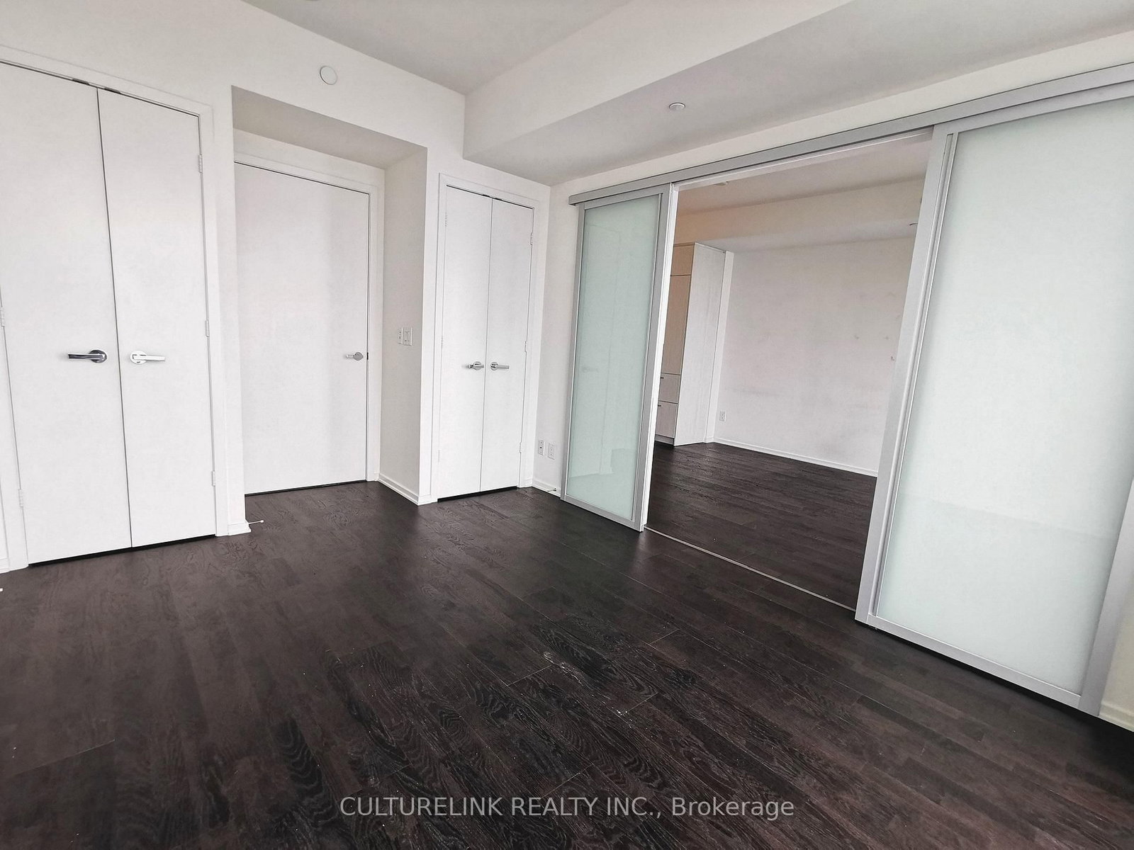 1 Bloor Street E, Unit 5508 - Photo 7