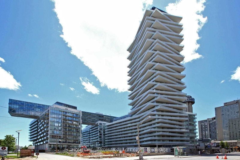 home for lease on 204-15 Queens Quay E