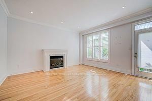 18 Espana Lane, Toronto, M2N 7K8 | Image 3