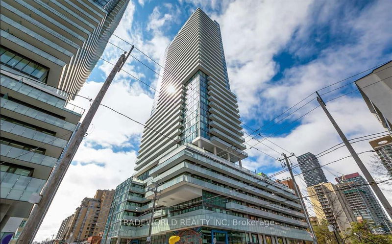 home for lease on 209-161 Roehampton Avenue