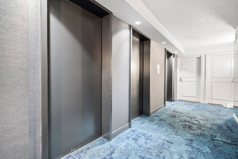 home for lease on 1603-270 Queens Quay West Street