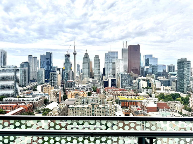 home for lease on LPH2929-135 Lower Sherbourne Street