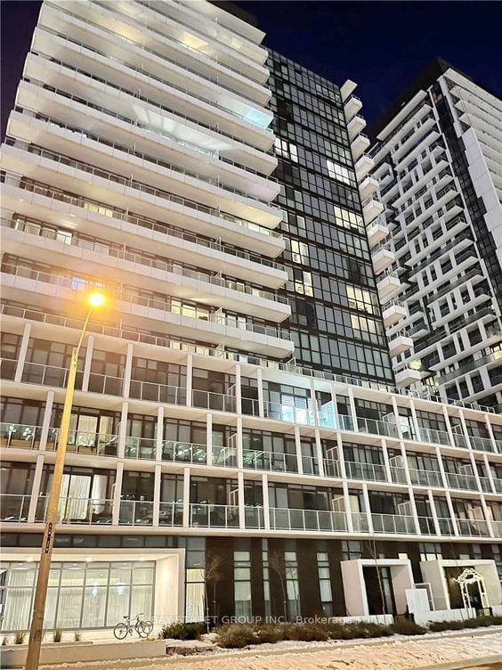 home for lease on 206-180 Fairview Mall Drive