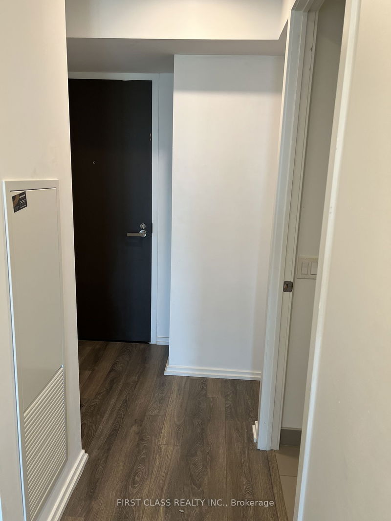 home for lease on 3003-197 Yonge Street