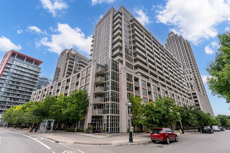 home for lease on 617-35 Bastion Street