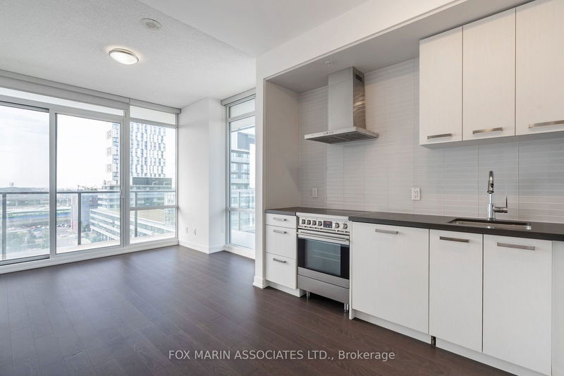 home for lease on S809-120 Bayview Avenue