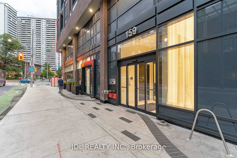 home for lease on 1308-159 Wellesley Street E