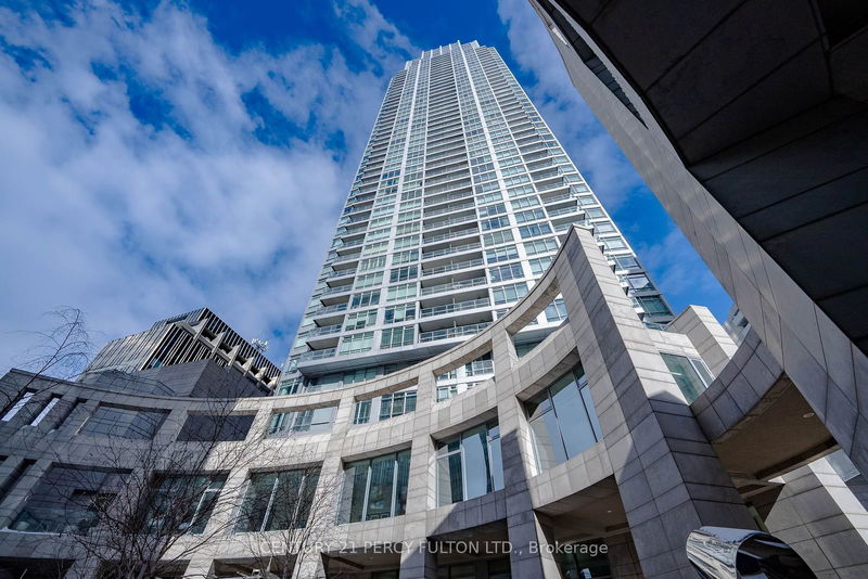  706 - 2191 Yonge St  Toronto, M4S 3H8 | Image 1