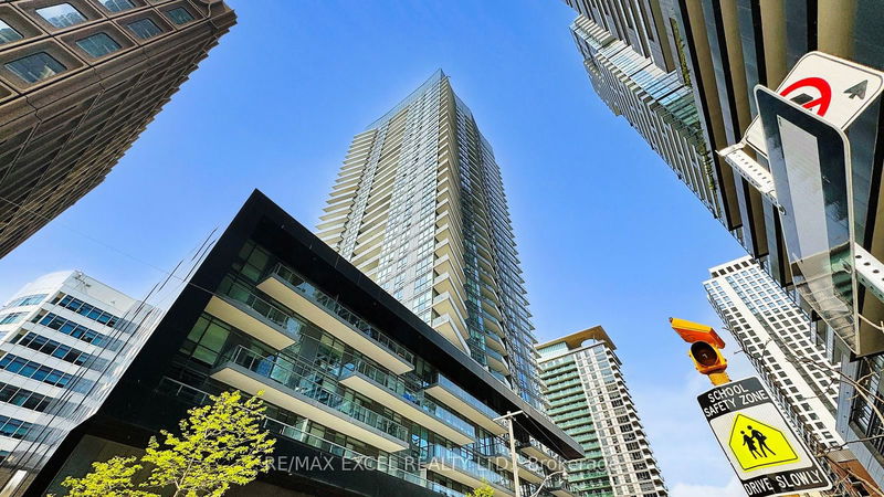  3105 - 30 Roehampton Ave  Toronto, M4P 0B9 | Image 2