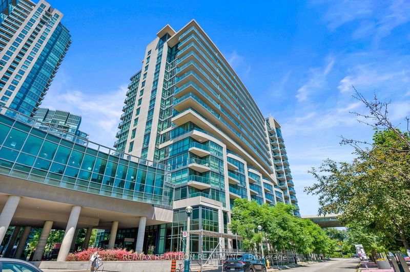  1265 - 209 Fort York Blvd  Toronto, M5V 4A1 | Image 2